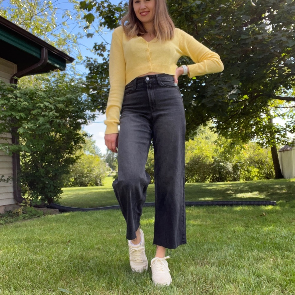 Old Navy Fray Bottom Wide Leg Black Jean
